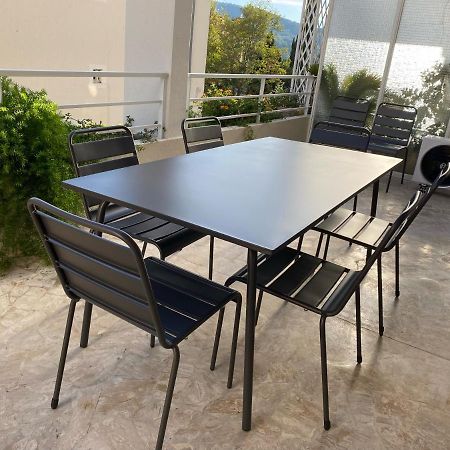 Terrasse Plein Sud - Chaleureux En Centre Ville Hyères Esterno foto